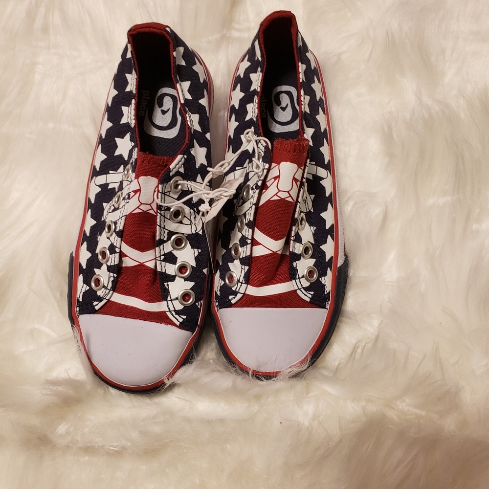 NWT Youth/Toddler Sneakers